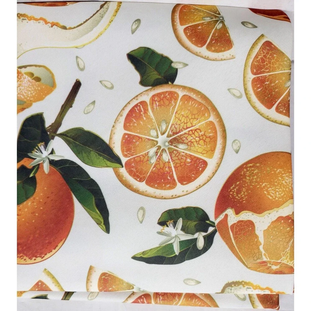 1 Printed Fabric Tablecloth,70